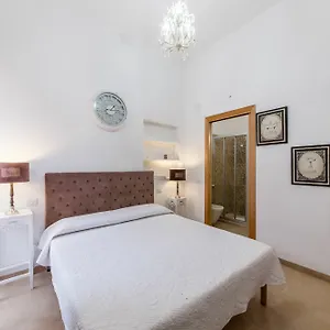 3* Pensión Acuario